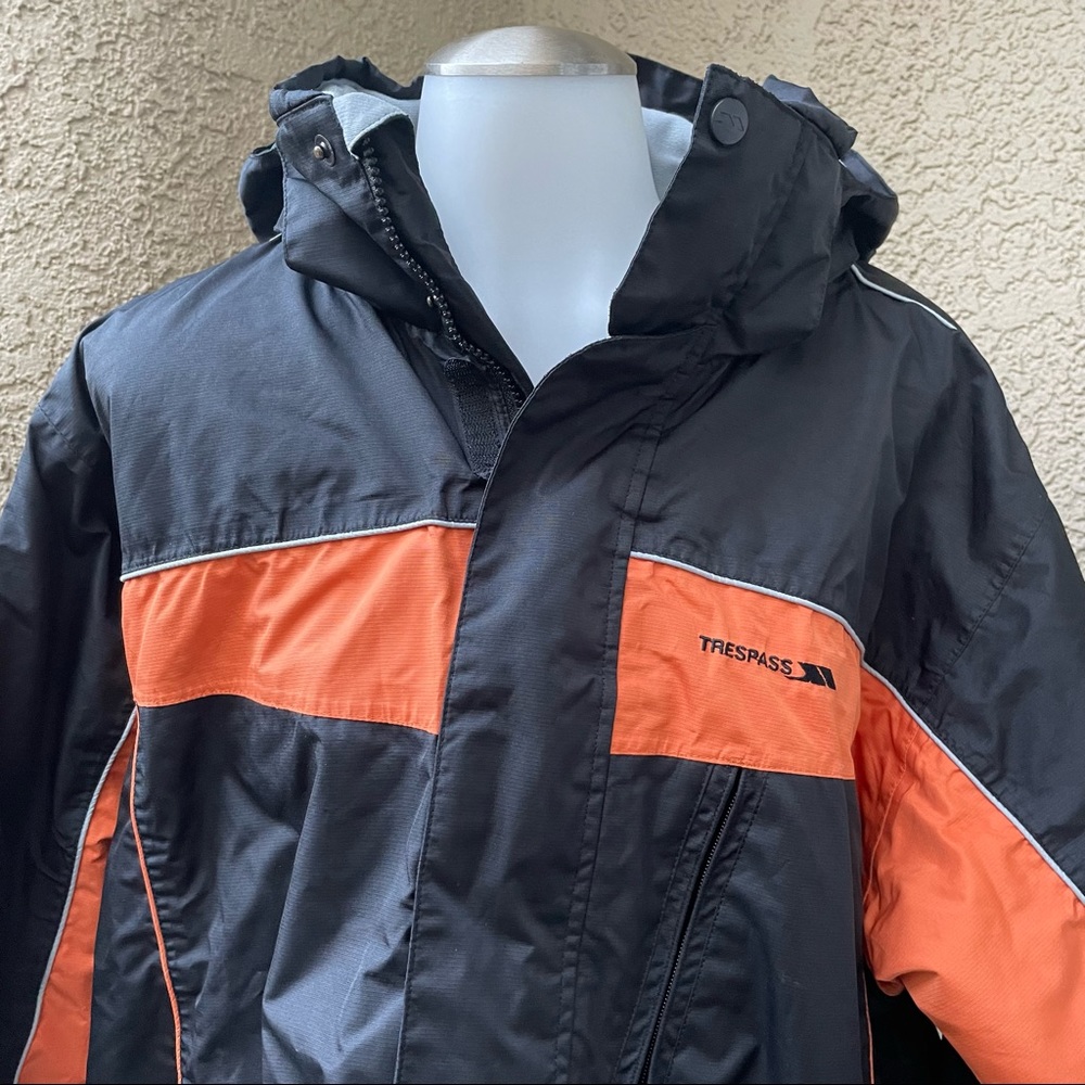 Black/Orange Trespass Winter Jacket - image 2